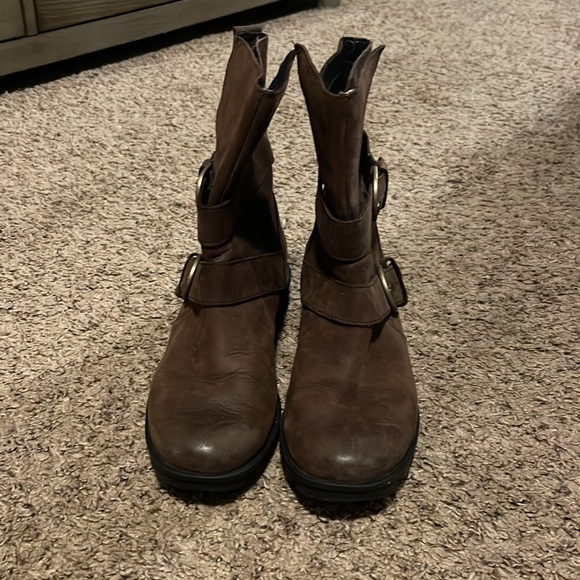 Sorel boots - Picture 2 of 2